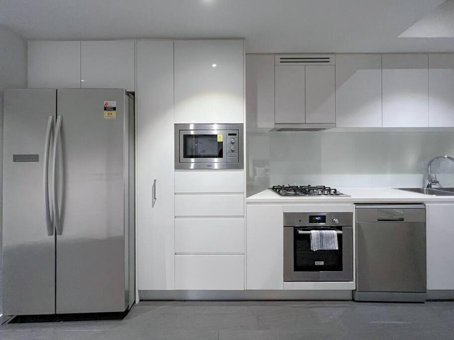 Amazing 2 Bedroom In Cbd! Μπρίσμπεϊν Εξωτερικό φωτογραφία